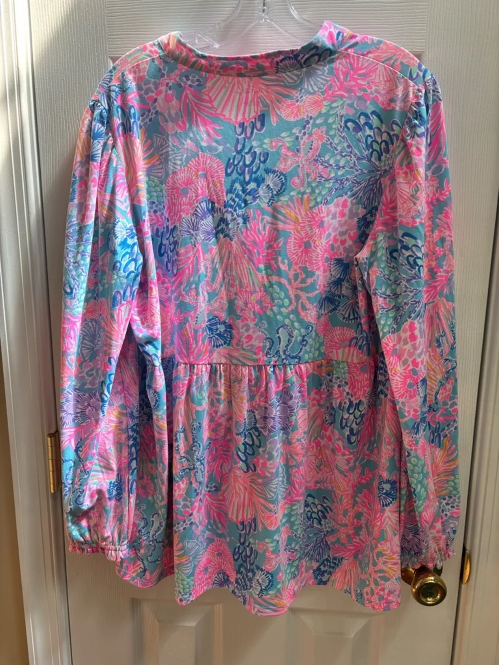 Lilly Pulitzer Winona Knit Top Blouse, MULTI SPLENDOR IN THE SAND, Size L, EUC - Picture 4 of 5